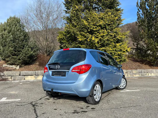 Opel Meriva 1.6 DTN Active Edition