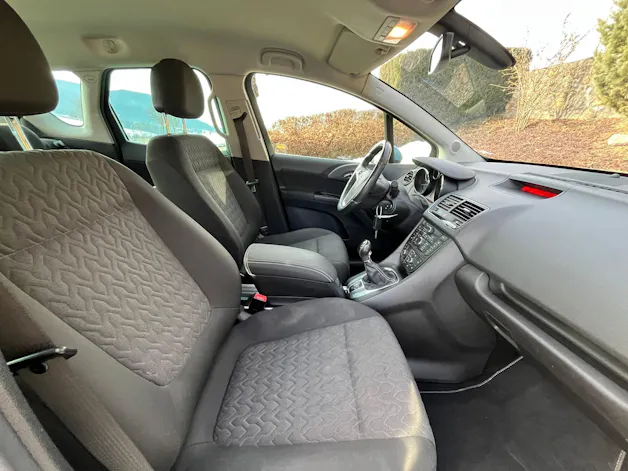 Opel Meriva 1.6 DTN Active Edition