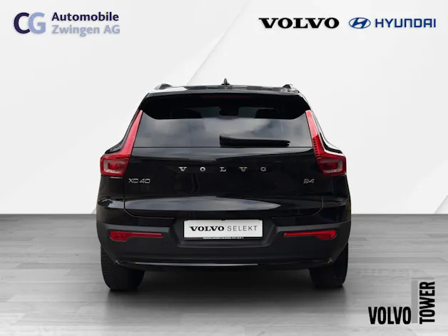 Volvo XC40 B4 Benzin Mild Hybrid Plus Dark DCT
