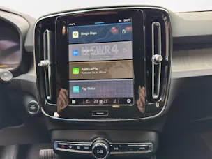 Volvo XC40 B4 Benzin Mild Hybrid Plus Dark DCT