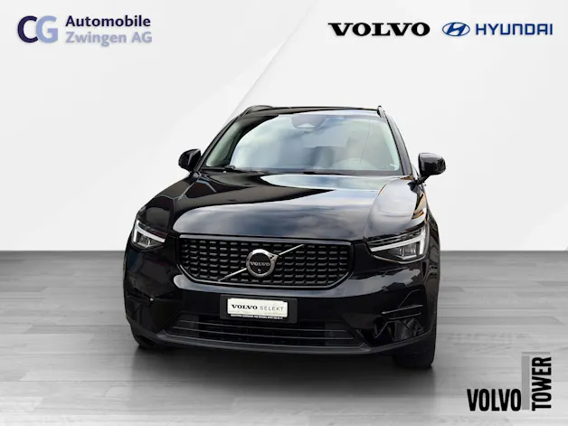Volvo XC40 B4 Benzin Mild Hybrid Plus Dark DCT