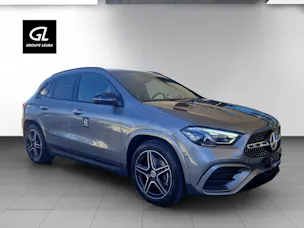 Mercedes-Benz GLA 220 4Matic 8G-DCT