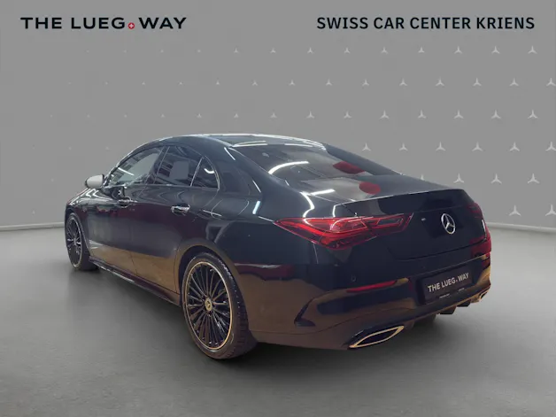 Mercedes-Benz CLA 200 - AMG / Rückfahrkamera / DISTRONIC / Multibeam LED