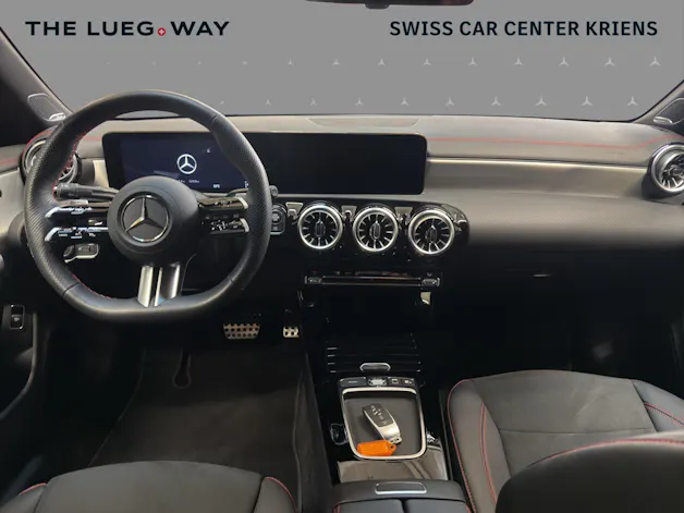 Mercedes-Benz CLA 200 - AMG / Rückfahrkamera / DISTRONIC / Multibeam LED