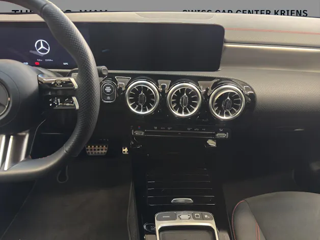 Mercedes-Benz CLA 200 - AMG / Rückfahrkamera / DISTRONIC / Multibeam LED