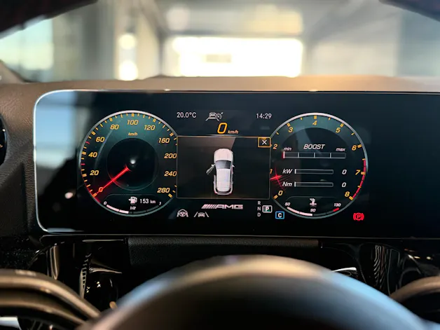 MERCEDES-BENZ GLA 35 AMG 4Matic 8G-Speedshift DCT