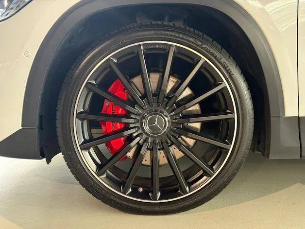 Mercedes-Benz GLA 35 AMG 4Matic 8G-Speedshift DCT