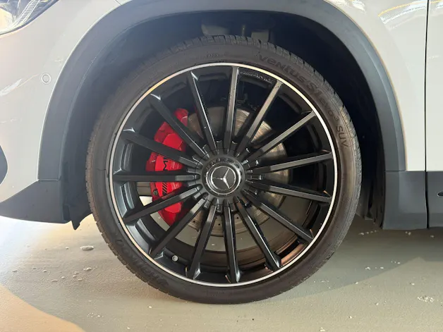 MERCEDES-BENZ GLA 35 AMG 4Matic 8G-Speedshift DCT
