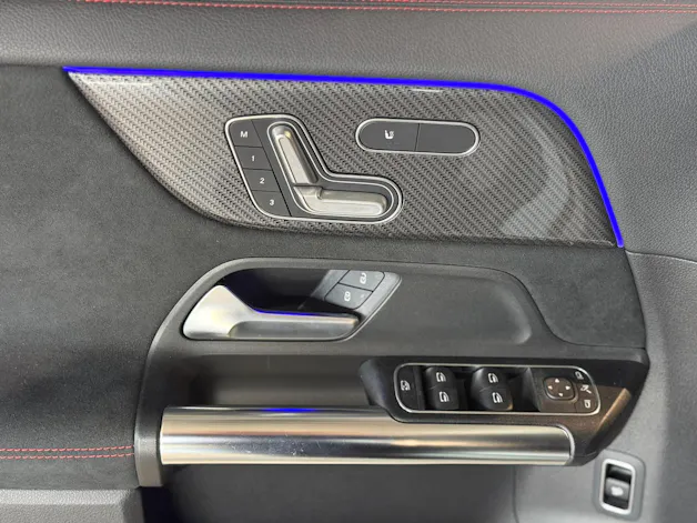 MERCEDES-BENZ GLA 35 AMG 4Matic 8G-Speedshift DCT