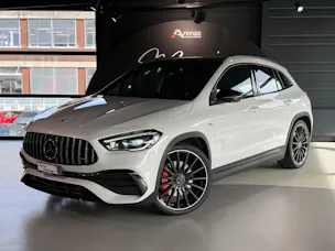 Mercedes-Benz GLA 35 AMG 4Matic 8G-Speedshift DCT