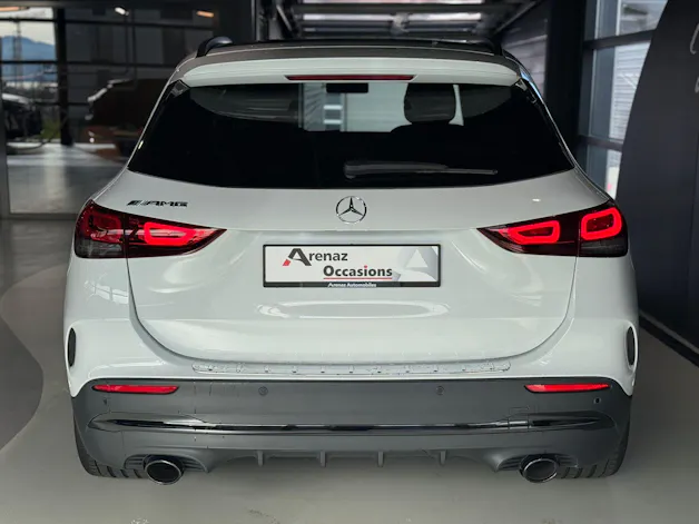 Mercedes-Benz GLA 35 AMG 4Matic 8G-Speedshift DCT