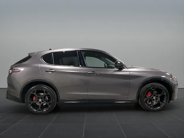 Alfa Romeo STELVIO 2.0 Q4 280 Veloce P