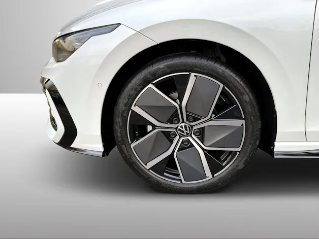 VW Golf 2.0 TSI R-Line DSG 4 Motion