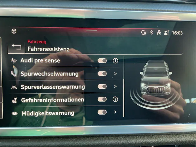 Audi Q3 35 TFSI S-TRONIC *** TOP AUSSTATTUNG ***