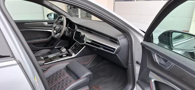 Audi RS6 Avant 4.0 TFSI V8 quattro