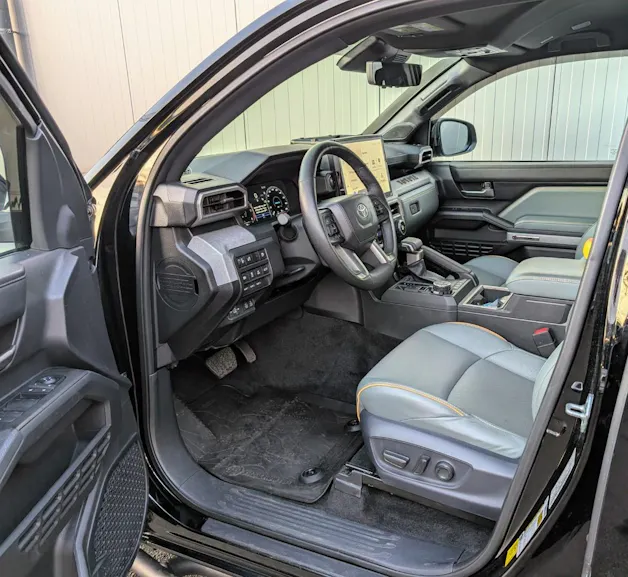 Toyota TACOMA TRAILHUNTER HYBRID