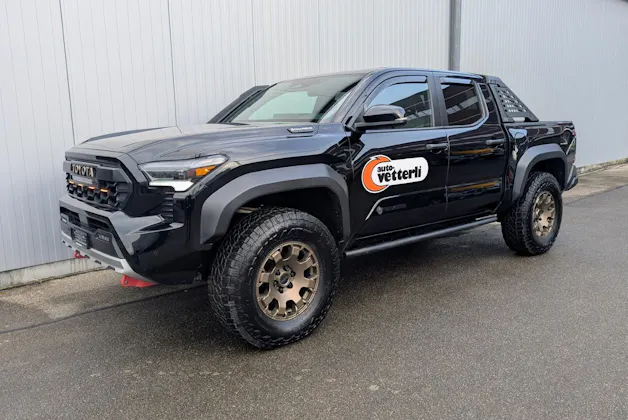 Toyota TACOMA TRAILHUNTER HYBRID