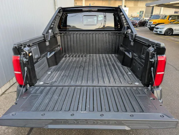 Toyota TACOMA TRAILHUNTER HYBRID