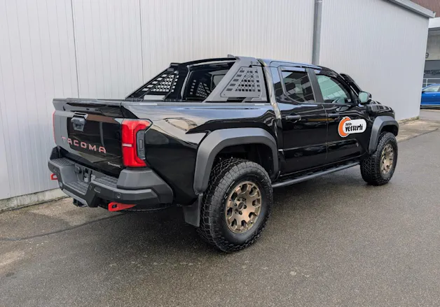 Toyota TACOMA TRAILHUNTER HYBRID