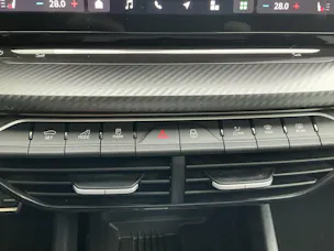 Škoda Octavia Combi 2.0 TSI 265 PS RS *** FACELIFT MODEL MIT ANHÄNGERKUPPLUNG ***