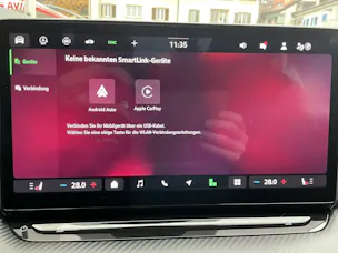 Škoda Octavia Combi 2.0 TSI 265 PS RS *** FACELIFT MODEL MIT ANHÄNGERKUPPLUNG ***