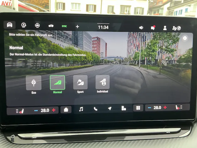 Škoda Octavia Combi 2.0 TSI 265 PS RS *** FACELIFT MODEL MIT ANHÄNGERKUPPLUNG ***
