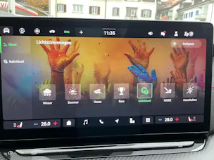 Škoda Octavia Combi 2.0 TSI 265 PS RS *** FACELIFT MODEL MIT ANHÄNGERKUPPLUNG ***