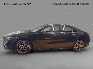 Mercedes-Benz A 180 - AMG / Rückfahrkamera / Volldigitales Display / Sitzkomfort-Paket