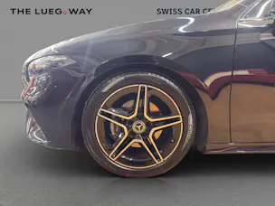 Mercedes-Benz A 180 - AMG / Rückfahrkamera / Volldigitales Display / Sitzkomfort-Paket