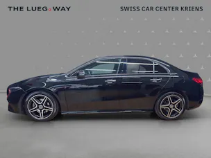 Mercedes-Benz A 180 - AMG / Rückfahrkamera / Volldigitales Display / Sitzkomfort-Paket