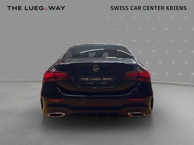 Mercedes-Benz A 180 - AMG / Rückfahrkamera / Volldigitales Display / Sitzkomfort-Paket