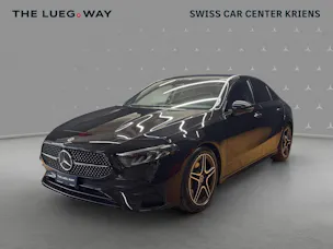 Mercedes-Benz A 180 - AMG / Rückfahrkamera / Volldigitales Display / Sitzkomfort-Paket