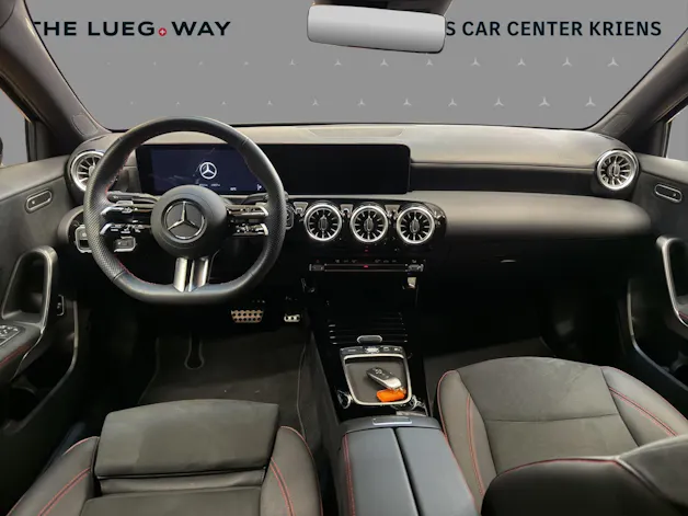 Mercedes-Benz A 180 - AMG / Rückfahrkamera / Volldigitales Display / Sitzkomfort-Paket
