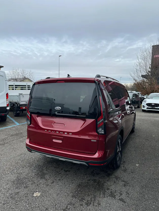 Ford TOURNEO CONNECT Grand 1.5 EcoB Active/PHEV/Aut.