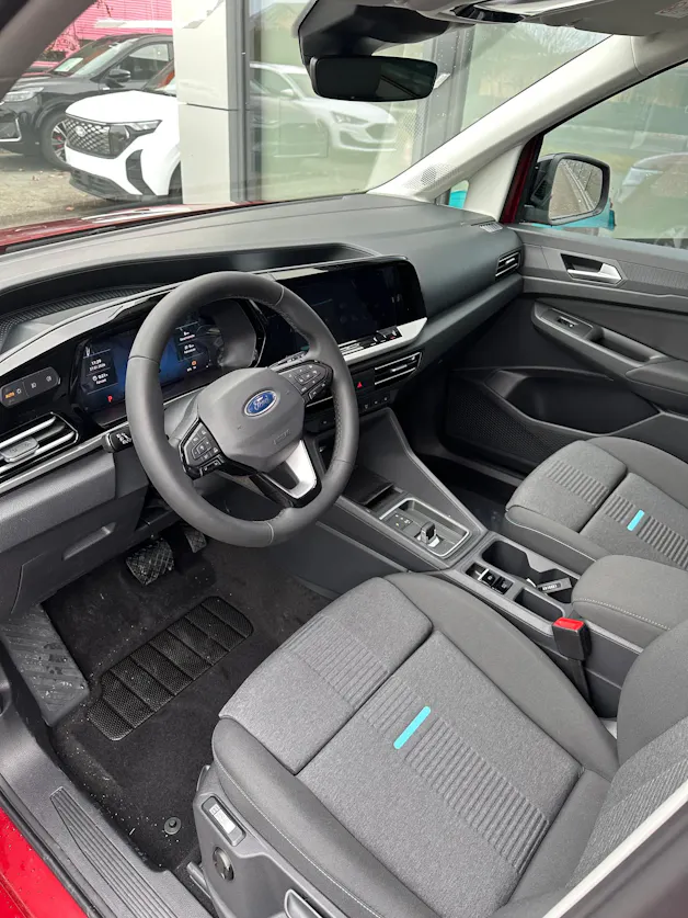 Ford TOURNEO CONNECT Grand 1.5 EcoB Active/PHEV/Aut.
