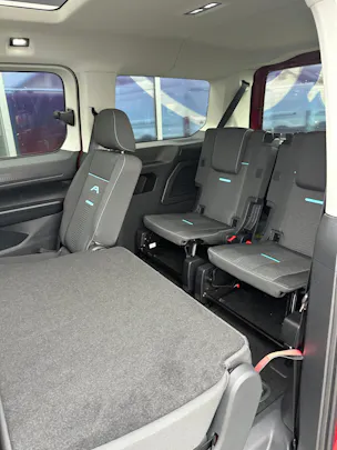 Ford TOURNEO CONNECT Grand 1.5 EcoB Active/PHEV/Aut.