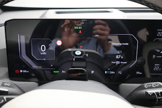 https://vehicle.imgix.net/4166372/ea23d93c-5e30-4faa-ae54-38758e44a456.JPG