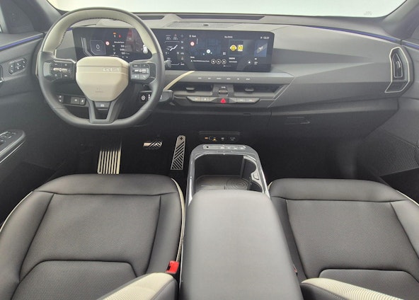 Vehicle image 6 Vehicle image 6