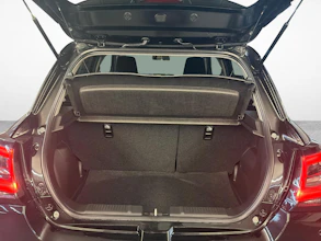 https://vehicle.imgix.net/4166501/6babbbd1-1e83-4db8-9ab0-bc5877e5003f.jpg