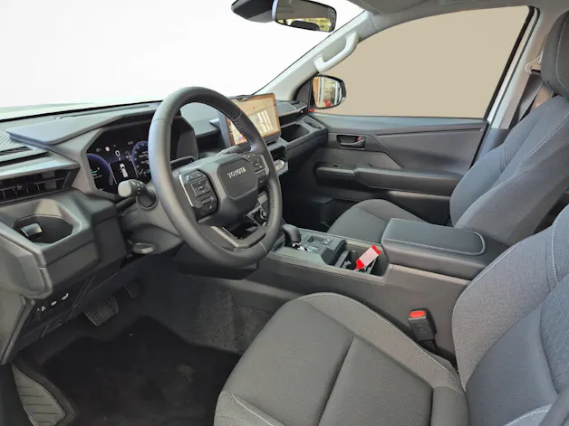 Toyota Hilux Double Cab.-Pick-up 59KWh Comfort - Nutzlast ca. 715kg, Anhängelast ca 1600kg, Reichweite bis 380km