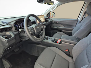 Fahrzeugbild TOYOTA Hilux Double Cab.-Pick-up 59KWh Comfort - Nutzlast ca. 715kg, Anhängelast ca 1600kg, Reichweite bis 380km