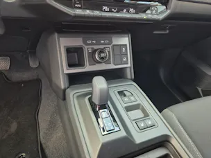 Toyota Hilux Double Cab.-Pick-up 59KWh Comfort - Nutzlast ca. 715kg, Anhängelast ca 1600kg, Reichweite bis 380km