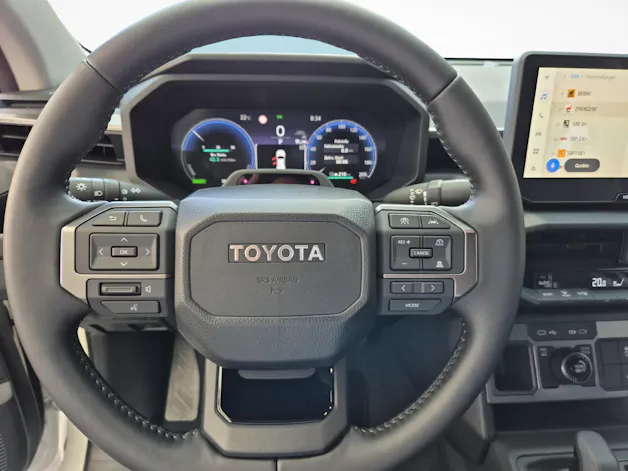 Toyota Hilux Double Cab.-Pick-up 59KWh Comfort - Nutzlast ca. 715kg, Anhängelast ca 1600kg, Reichweite bis 380km