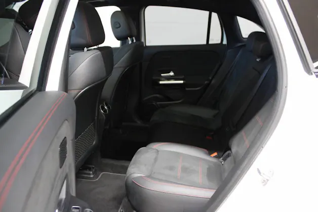 MERCEDES-BENZ EQA 350 4Matic AMG Line Swiss Star