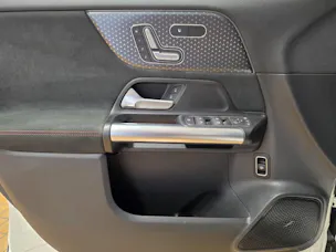 MERCEDES-BENZ EQA 350 4Matic AMG Line Swiss Star
