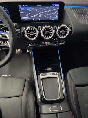 MERCEDES-BENZ EQA 350 4Matic AMG Line Swiss Star
