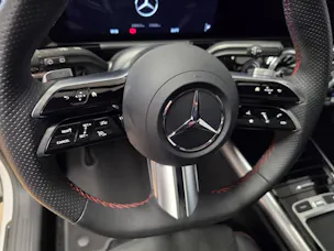 MERCEDES-BENZ EQA 350 4Matic AMG Line Swiss Star