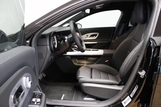 Mercedes-Benz CLA 220 4Matic AMG Line
