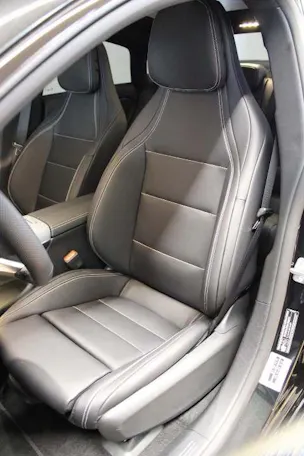 Mercedes-Benz CLA 220 4Matic AMG Line