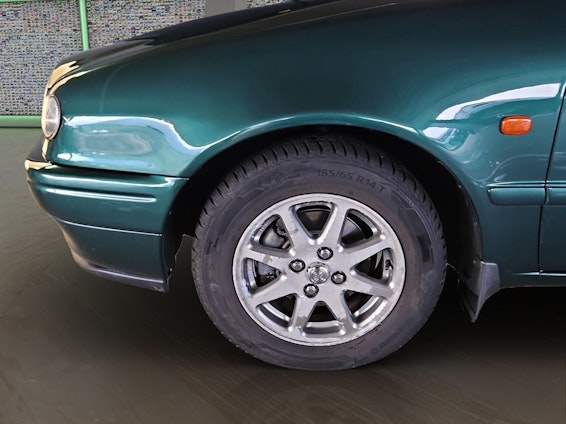 Vehicle image 5 Vehicle image 5